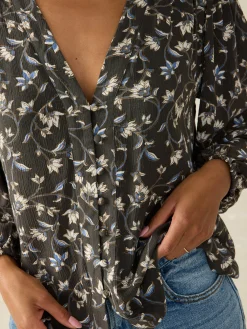 Women Faherty Brand Dakota Top -