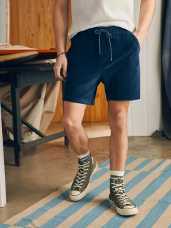 Faherty Brand Essential Italian Knit Cord Short (6" Inseam) -