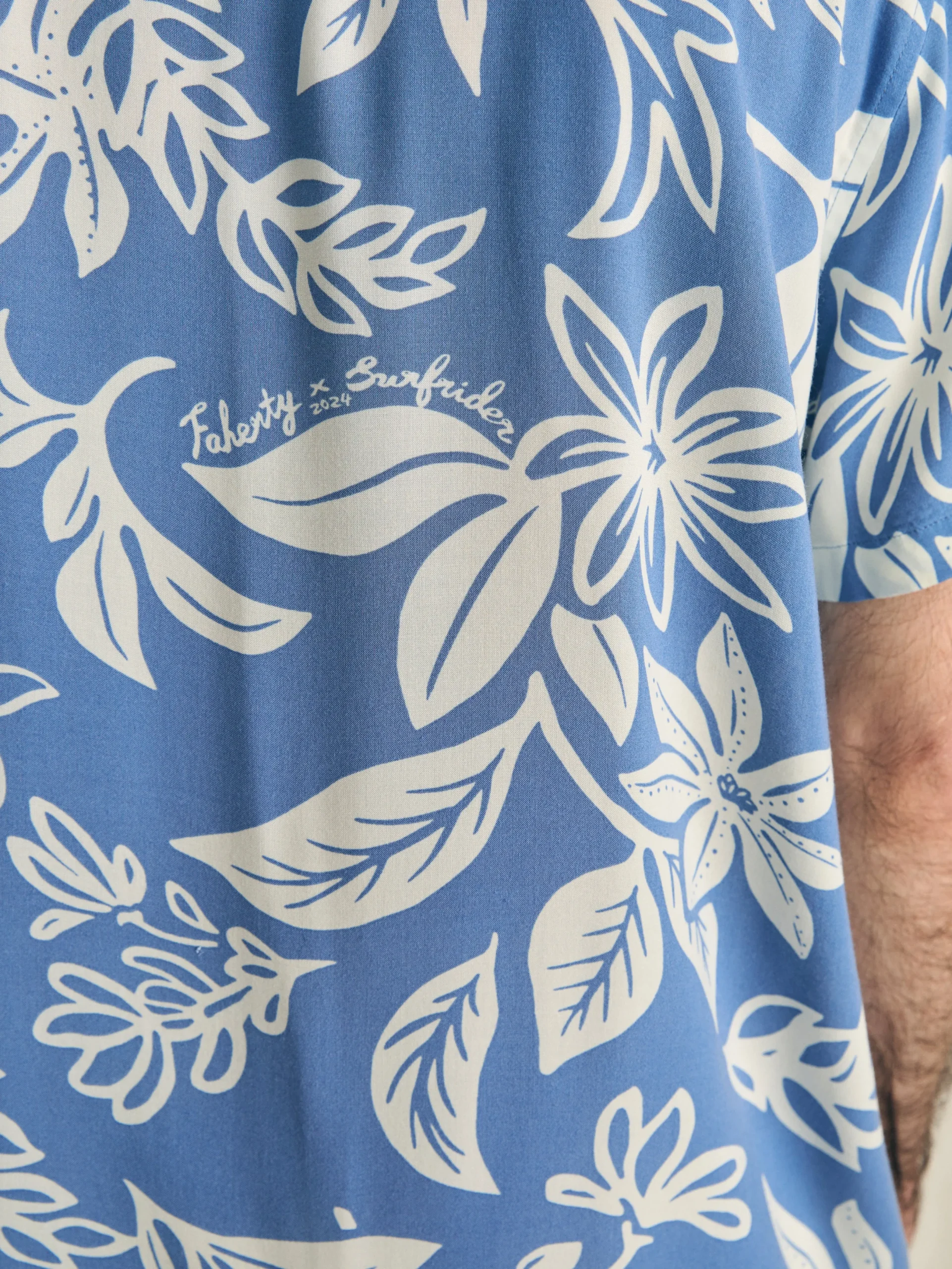 Faherty Brand Short-Sleeve Surfrider Rayon Camp Shirt -