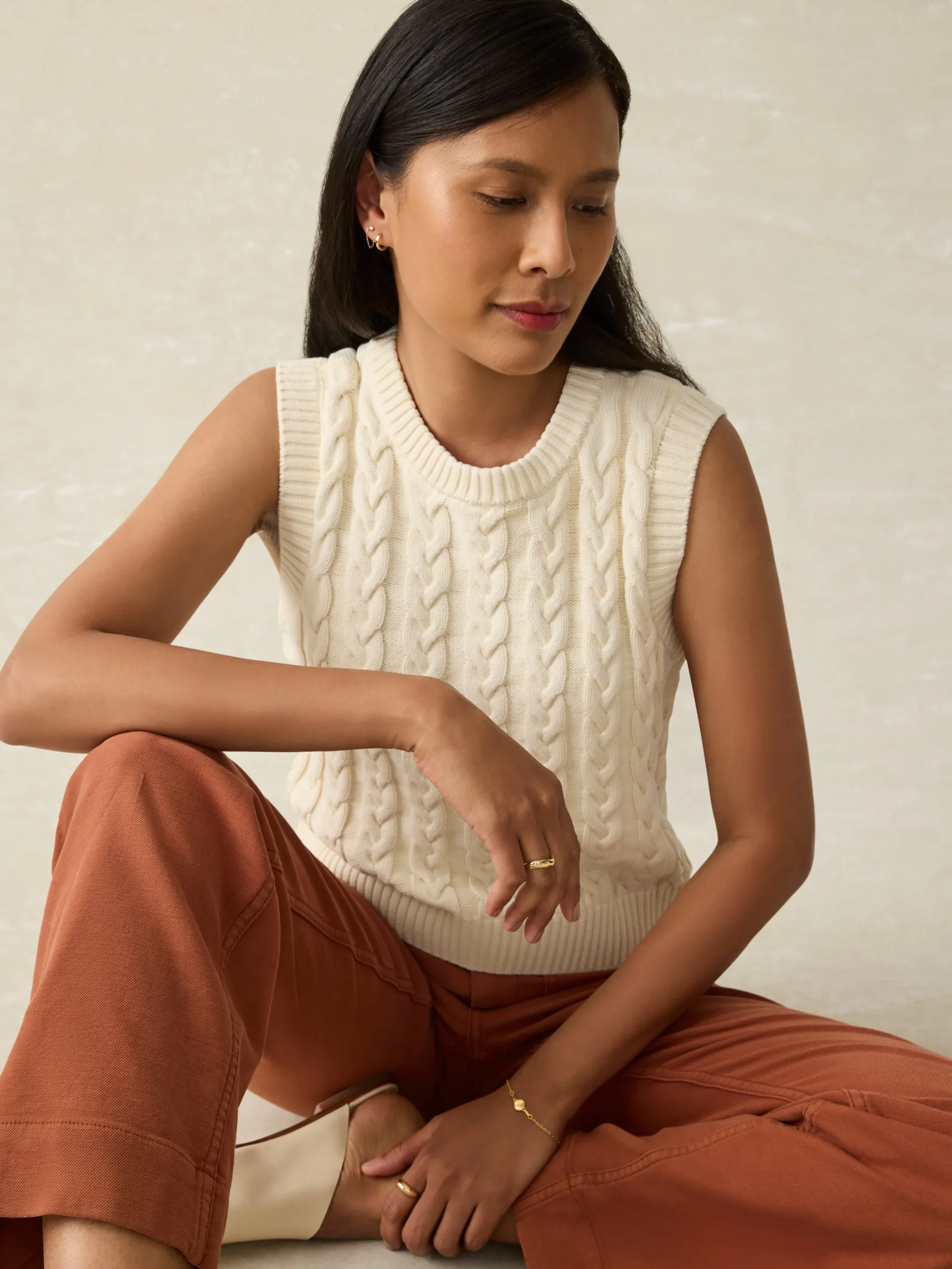 Women Faherty Brand Sunwashed Sweater Vest -