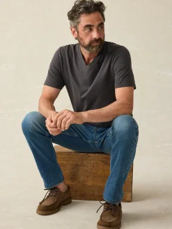 Faherty Brand Sunwashed V-Neck Tee -