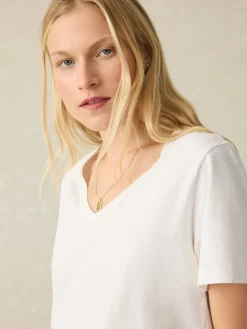 Women Faherty Brand Sunwashed V-Neck Tee -