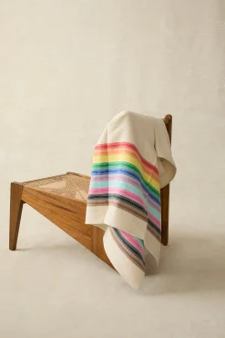 Women Faherty Brand The Center Blanket -