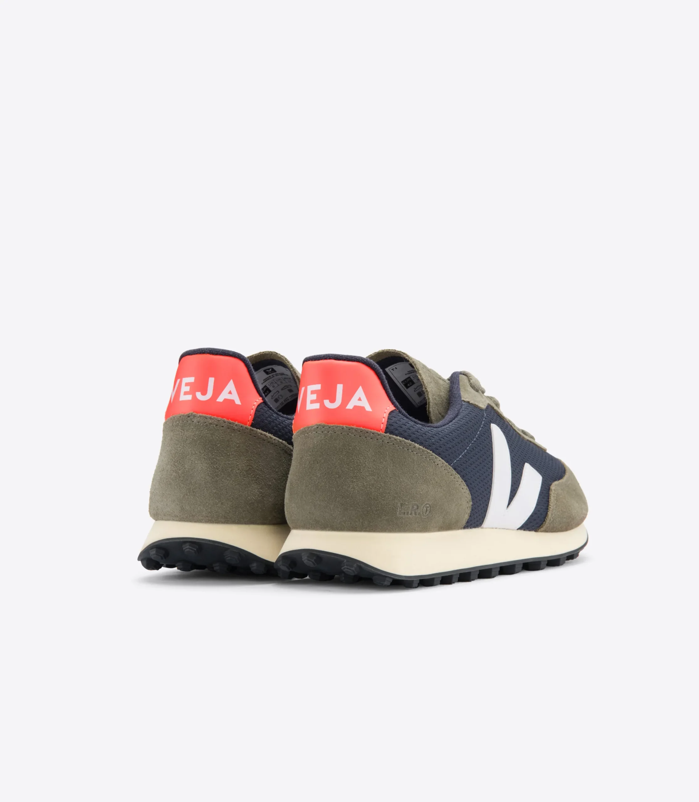Faherty Brand VEJA Men's Rio Branco -